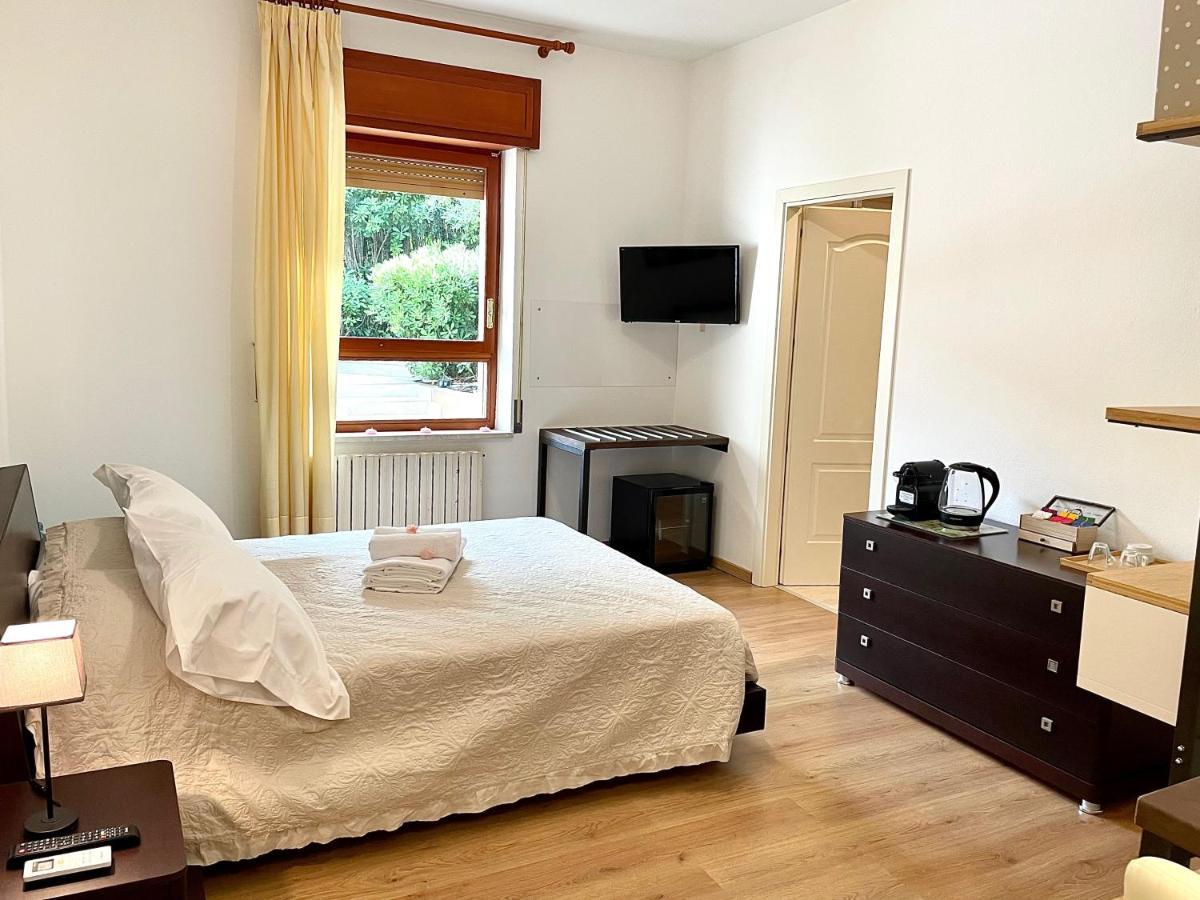 Al Poggio - Luxury Rooms Capoterra Kültér fotó