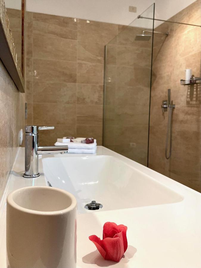 Al Poggio - Luxury Rooms Capoterra Kültér fotó