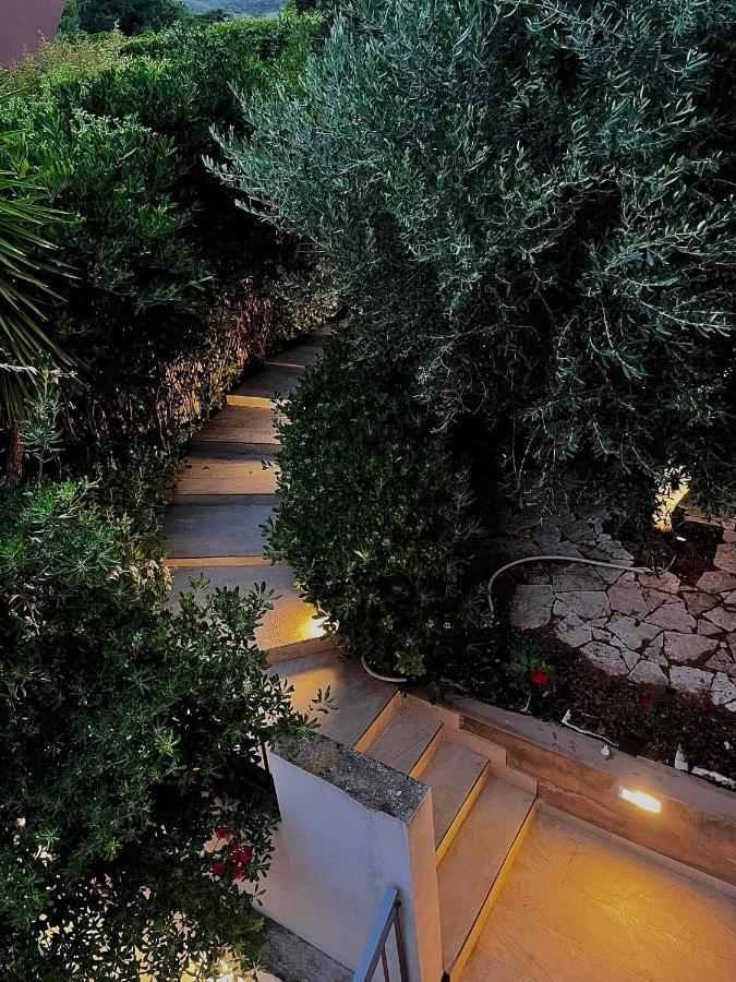 Al Poggio - Luxury Rooms Capoterra Kültér fotó